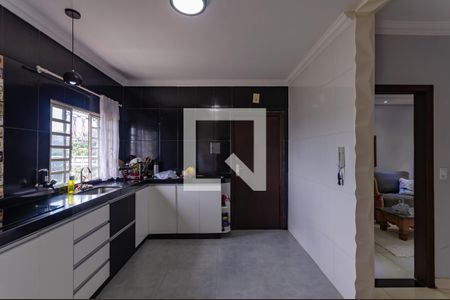 Apartamento à venda com 214m², 3 quartos e 2 vagas Apartamento à venda com 214m², 3 quartos e 2 vagasCozinha