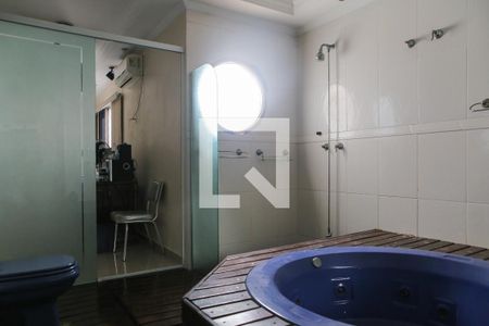 Apartamento para alugar com 400m², 5 quartos e 2 vagas Apartamento para alugar com 400m², 5 quartos e 2 vagasBanheiro da suíte - Cobertura