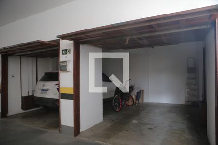 Apartamento para alugar com 400m², 5 quartos e 2 vagas Apartamento para alugar com 400m², 5 quartos e 2 vagasGaragem