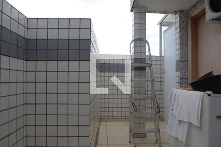 Apartamento para alugar com 400m², 5 quartos e 2 vagas Apartamento para alugar com 400m², 5 quartos e 2 vagasLavanderia