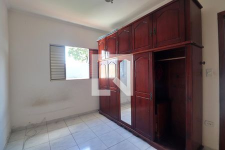 Casa à venda com 150m², 3 quartos e 2 vagasCasa 2 - Quarto 1