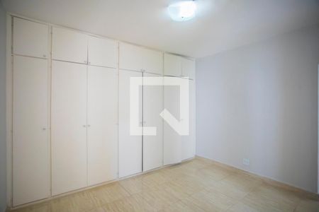 Suíte de casa para alugar com 3 quartos, 162m² em Saúde, São Paulo