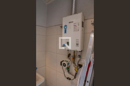 Casa à venda com 240m², 3 quartos e 2 vagas Casa à venda com 240m², 3 quartos e 2 vagasÁrea de Serviço