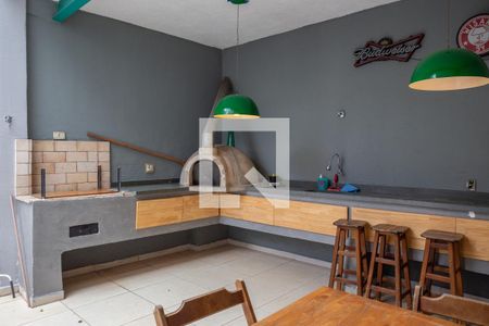 Casa à venda com 240m², 3 quartos e 2 vagas Casa à venda com 240m², 3 quartos e 2 vagasQuintal com Churrasqueira e Forno