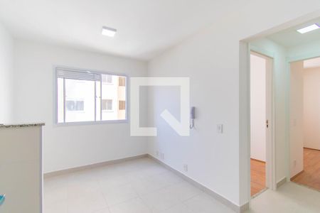 Sala de apartamento para alugar com 2 quartos, 33m² em Vila Ema, São Paulo