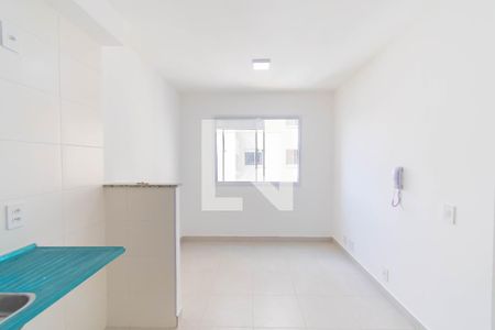 Sala de apartamento para alugar com 2 quartos, 33m² em Vila Ema, São Paulo