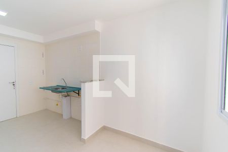 Sala/Cozinha de apartamento para alugar com 2 quartos, 33m² em Vila Ema, São Paulo