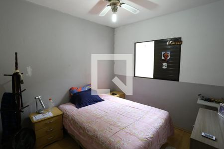 Casa à venda com 130m², 3 quartos e 2 vagasQuarto 2