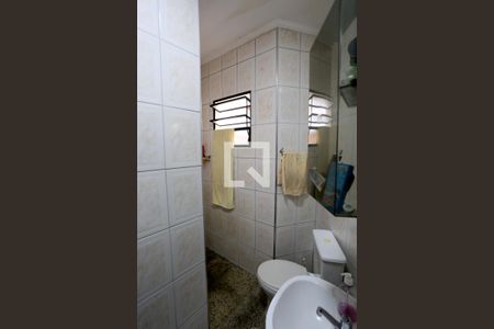 Casa à venda com 130m², 3 quartos e 2 vagasBanheiro