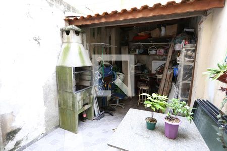 Casa à venda com 130m², 3 quartos e 2 vagasQuintal - Churrasqueira
