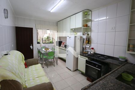 Casa à venda com 130m², 3 quartos e 2 vagasCozinha