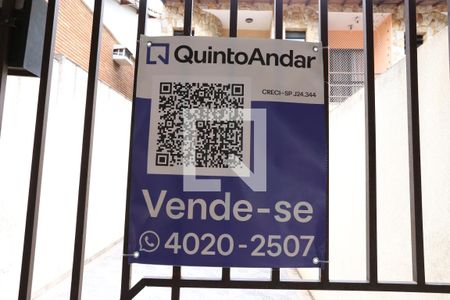 Casa à venda com 130m², 3 quartos e 2 vagasFachada