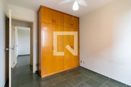 Apartamento à venda com 94m², 3 quartos e 1 vagaQuarto 2