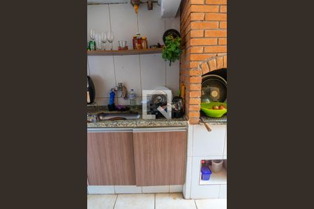 Casa à venda com 248m², 3 quartos e 2 vagasÁrea de Serviço