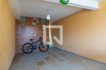 Casa à venda com 248m², 3 quartos e 2 vagasQuintal
