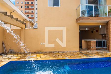 Casa à venda com 248m², 3 quartos e 2 vagasQuintal