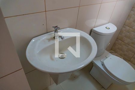 Casa à venda com 248m², 3 quartos e 2 vagasBanheiro de serviço