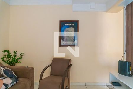 Casa à venda com 248m², 3 quartos e 2 vagasSala