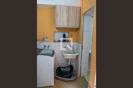 Casa à venda com 248m², 3 quartos e 2 vagasÁrea de Serviço