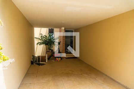 Casa à venda com 248m², 3 quartos e 2 vagasGaragem