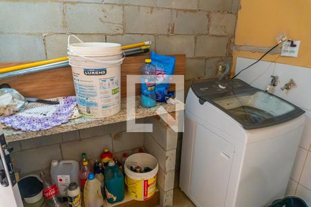 Casa à venda com 248m², 3 quartos e 2 vagasÁrea de Serviço