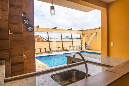 Casa à venda com 248m², 3 quartos e 2 vagasQuintal