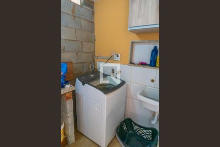 Casa à venda com 248m², 3 quartos e 2 vagasÁrea de Serviço