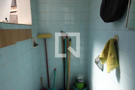 Casa à venda com 150m², 3 quartos e 2 vagasBanheiro de Serviço