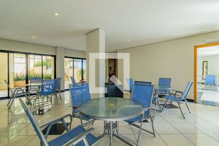 Apartamento à venda com 164m², 4 quartos e 4 vagasÁrea comum - Salão de festas