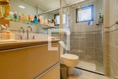 Apartamento à venda com 164m², 4 quartos e 4 vagasBanheiro da Suíte 2