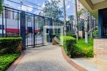 Apartamento à venda com 164m², 4 quartos e 4 vagas Entrada