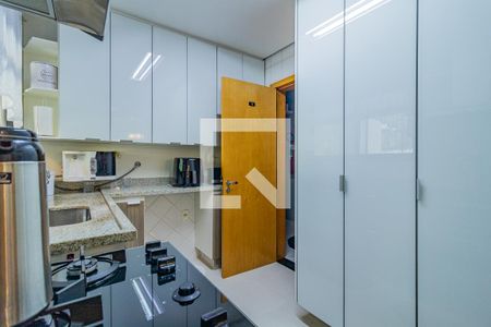 Apartamento à venda com 164m², 4 quartos e 4 vagasCozinha
