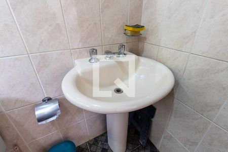 Casa à venda com 360m², 4 quartos e 4 vagasBanheiro 3