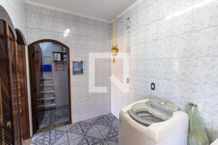 Casa à venda com 360m², 4 quartos e 4 vagasLavanderia 1