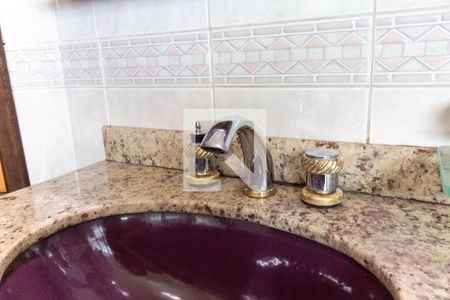 Casa à venda com 360m², 4 quartos e 4 vagasBanheiro - torneira