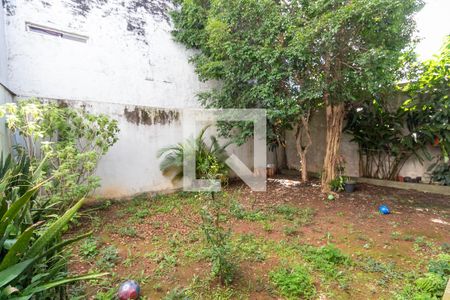 Casa à venda com 360m², 4 quartos e 4 vagasQuintal