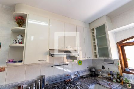 Casa à venda com 360m², 4 quartos e 4 vagasCozinha - Armários