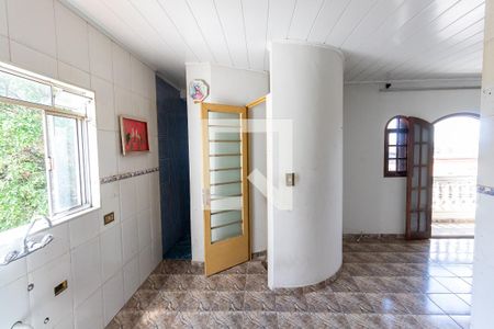 Casa à venda com 360m², 4 quartos e 4 vagasCozinha 2