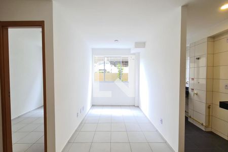 Sala de apartamento para alugar com 2 quartos, 46m² em Encantado, Rio de Janeiro