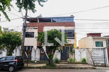 Apartamento à venda com 170m², 4 quartos e 2 vagas Apartamento à venda com 170m², 4 quartos e 2 vagasFachada