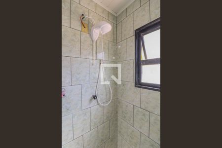 Casa à venda com 220m², 2 quartos e 2 vagasBanheiro 