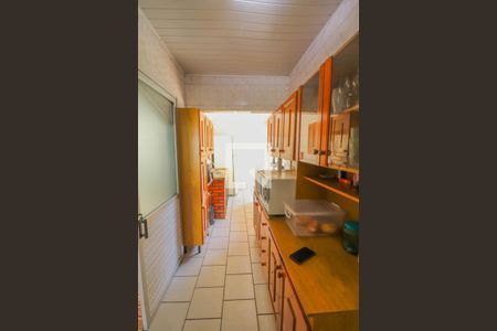 Casa à venda com 220m², 2 quartos e 2 vagasCozinha