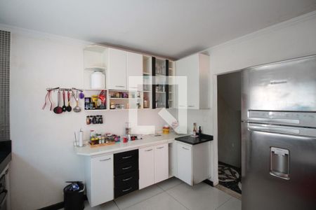 Casa para alugar com 473m², 5 quartos e 5 vagasCozinha