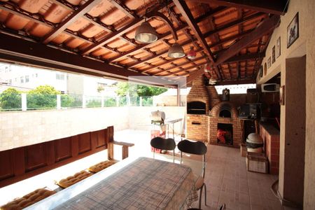 Casa para alugar com 473m², 5 quartos e 5 vagasArea Gourmet