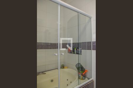 Casa à venda com 230m², 3 quartos e 2 vagas Casa à venda com 230m², 3 quartos e 2 vagasBanheiro da Suíte