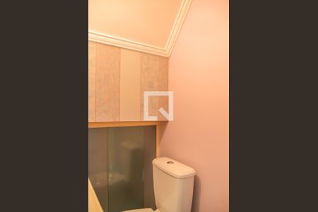 Casa à venda com 230m², 3 quartos e 2 vagas Casa à venda com 230m², 3 quartos e 2 vagasLavabo