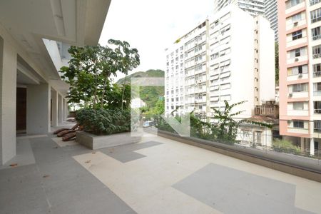 Apartamento à venda com 82m², 2 quartos e 1 vagaÁrea comum