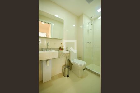 Apartamento à venda com 82m², 2 quartos e 1 vagaBanheiro