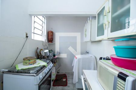 Apartamento à venda com 60m², 3 quartos e sem vagaCozinha e Área de Serviço