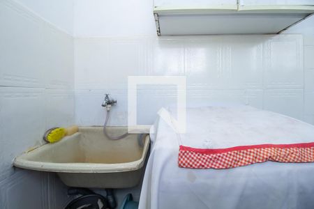 Apartamento à venda com 60m², 3 quartos e sem vagaCozinha e Área de Serviço